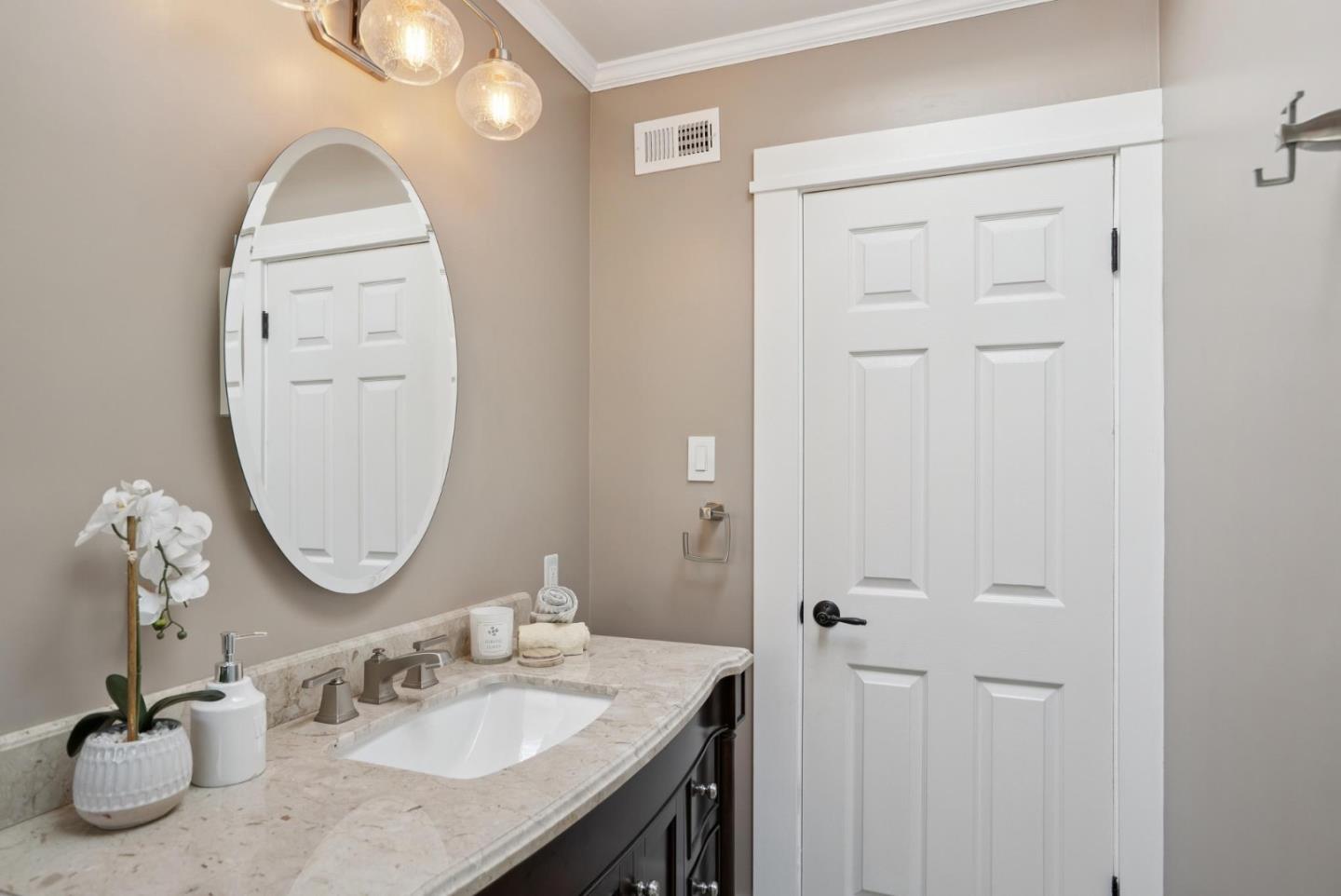 Detail Gallery Image 26 of 38 For 4626 Moorpark Ave, San Jose,  CA 95129 - 3 Beds | 2 Baths