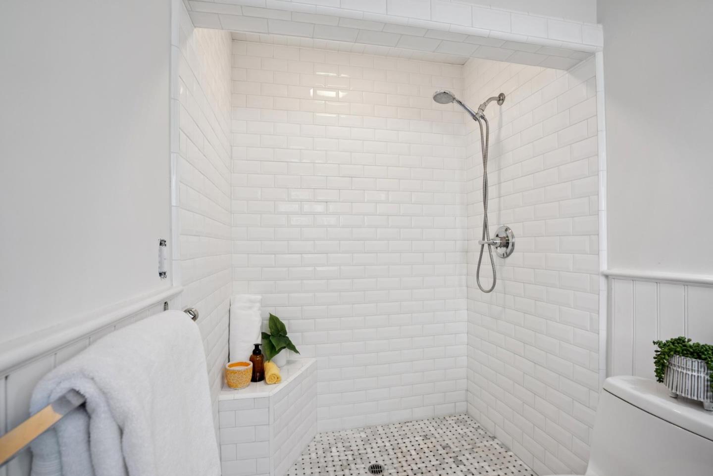 Detail Gallery Image 31 of 38 For 4626 Moorpark Ave, San Jose,  CA 95129 - 3 Beds | 2 Baths