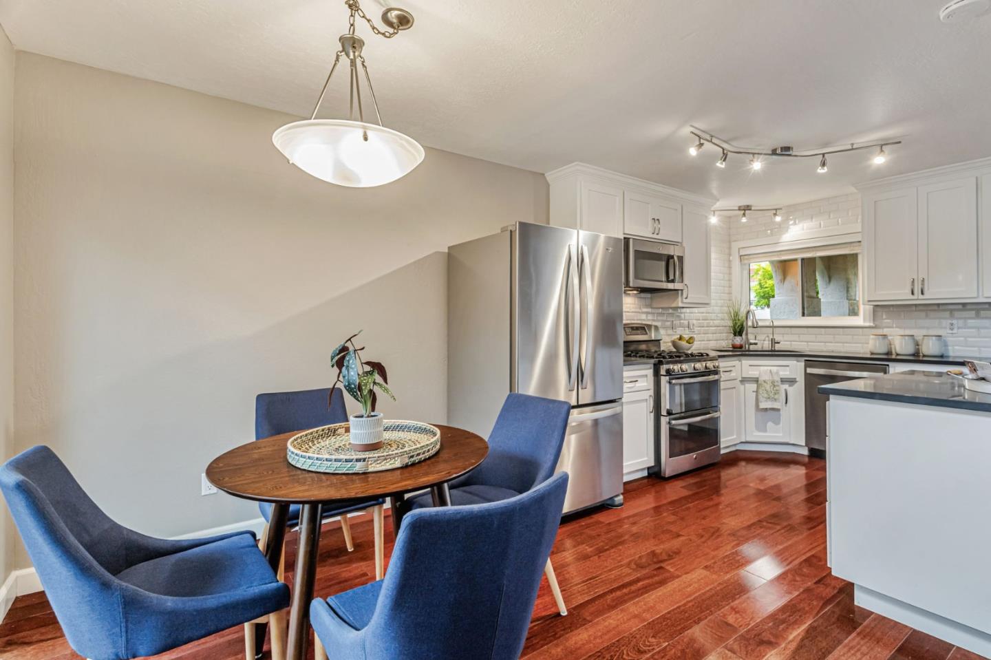 Detail Gallery Image 3 of 30 For 3109 Corte Cabrillo, Aptos,  CA 95003 - 2 Beds | 2/1 Baths