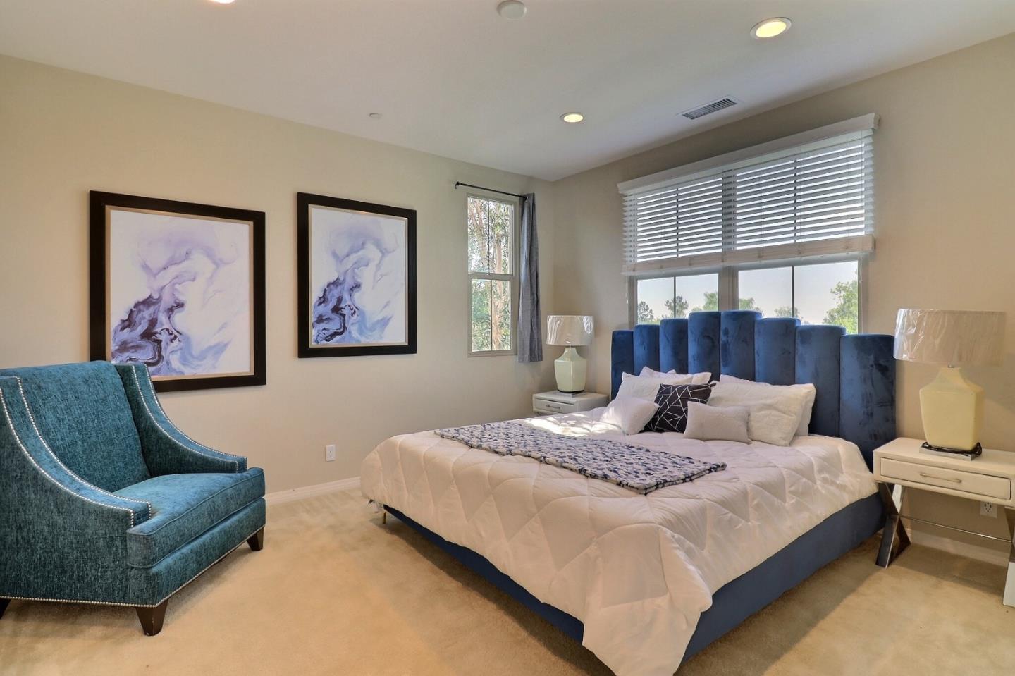 Detail Gallery Image 13 of 31 For 128 Parkwood, Irvine,  CA 92620 - 4 Beds | 3 Baths