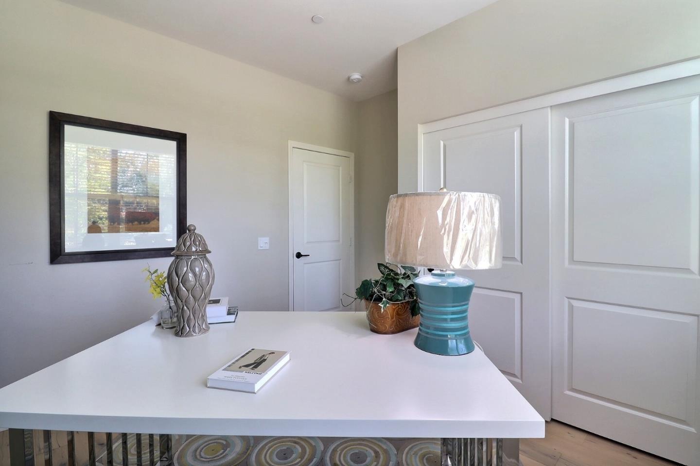 Detail Gallery Image 18 of 31 For 128 Parkwood, Irvine,  CA 92620 - 4 Beds | 3 Baths