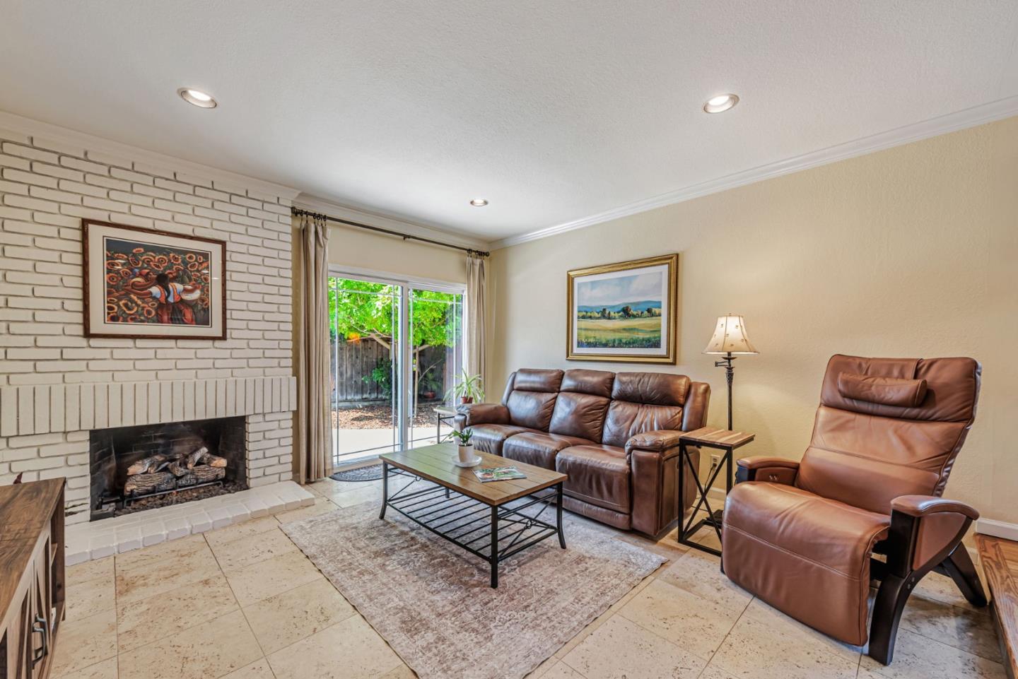 Detail Gallery Image 4 of 42 For 780 Upton Ct, San Jose,  CA 95136 - 4 Beds | 2 Baths