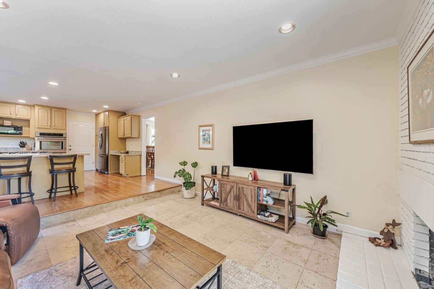 Detail Gallery Image 5 of 42 For 780 Upton Ct, San Jose,  CA 95136 - 4 Beds | 2 Baths