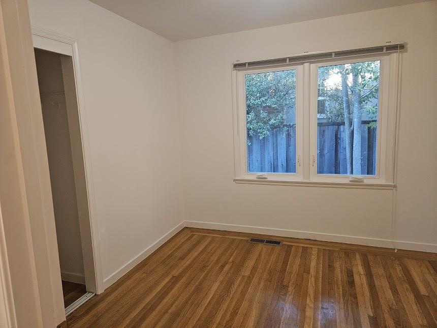 Detail Gallery Image 11 of 17 For 223 Lowell St, Redwood City,  CA 94062 - 3 Beds | 1/1 Baths