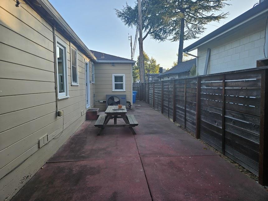 Detail Gallery Image 15 of 17 For 223 Lowell St, Redwood City,  CA 94062 - 3 Beds | 1/1 Baths
