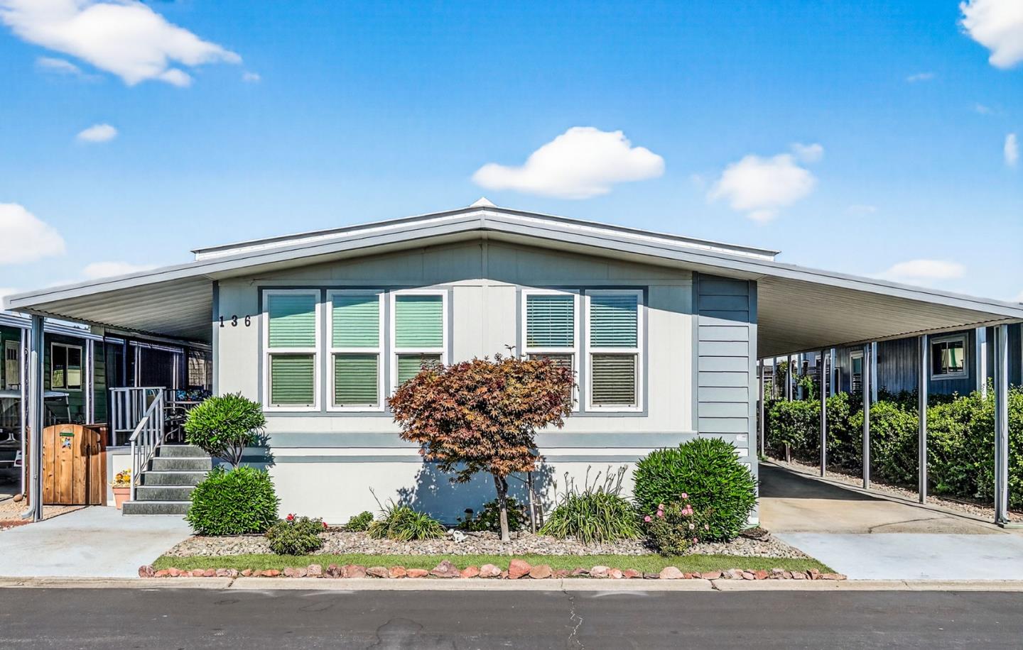 Detail Gallery Image 2 of 35 For 136 Vinewood Ln #136,  Morgan Hill,  CA 95037 - 2 Beds | 2 Baths