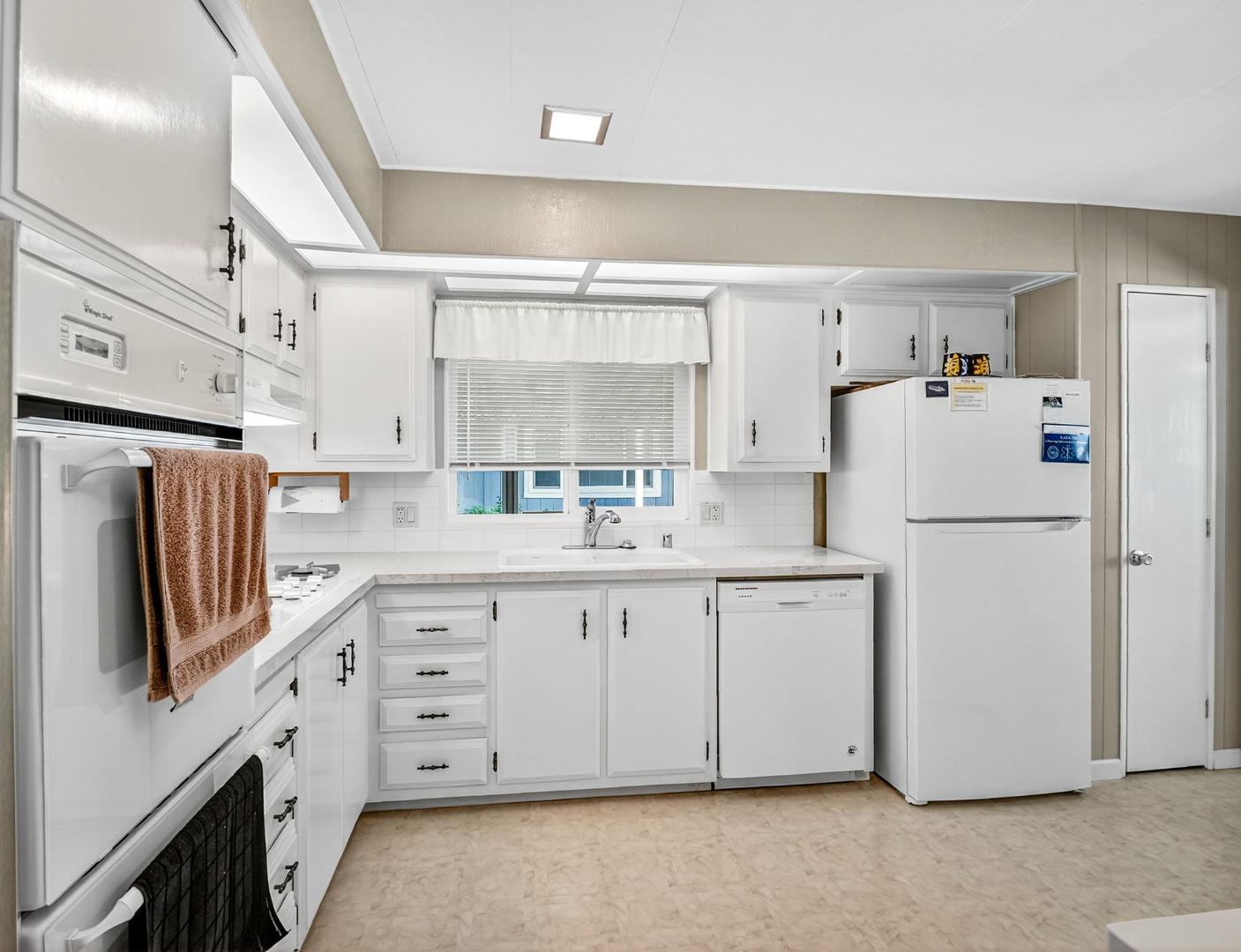 Detail Gallery Image 8 of 35 For 136 Vinewood Ln #136,  Morgan Hill,  CA 95037 - 2 Beds | 2 Baths