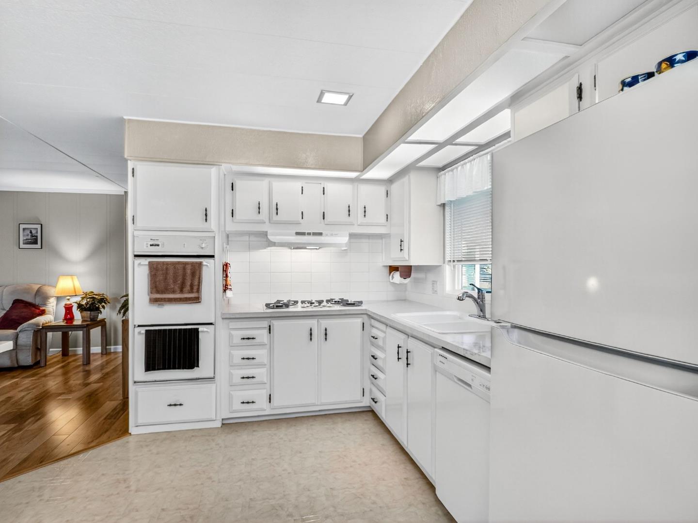 Detail Gallery Image 9 of 35 For 136 Vinewood Ln #136,  Morgan Hill,  CA 95037 - 2 Beds | 2 Baths
