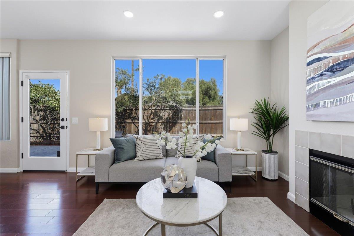 Detail Gallery Image 12 of 46 For 230 Packing Pl, San Jose,  CA 95116 - 4 Beds | 2/1 Baths