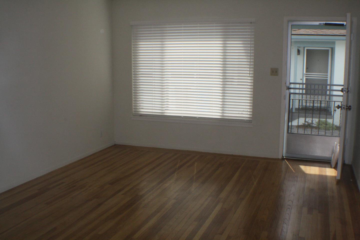 Detail Gallery Image 16 of 19 For 1927 Palm Ave, San Mateo,  CA 94403 - – Beds | – Baths