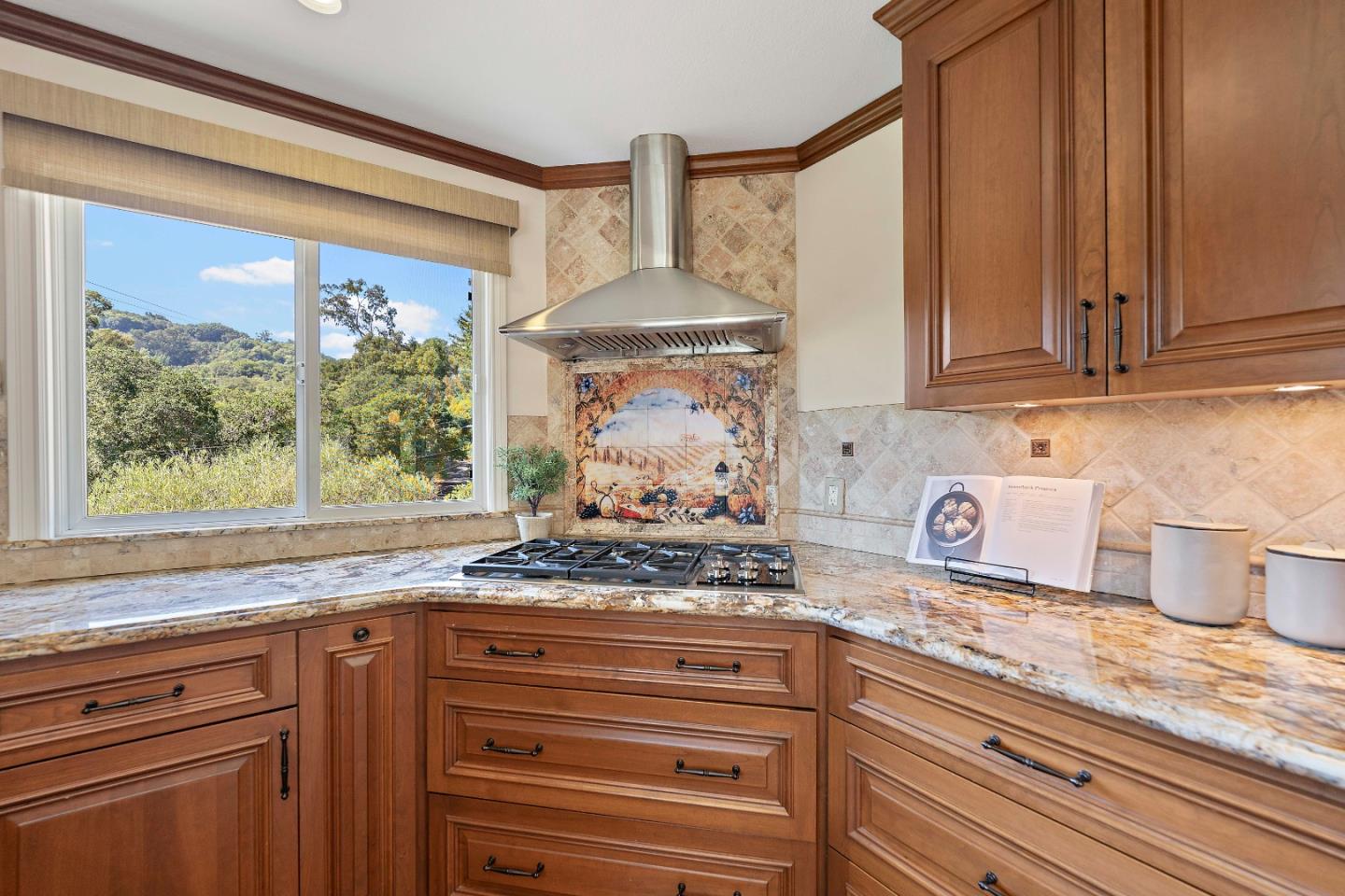 Detail Gallery Image 20 of 73 For 178 Jackson St, Los Gatos,  CA 95030 - 4 Beds | 3 Baths
