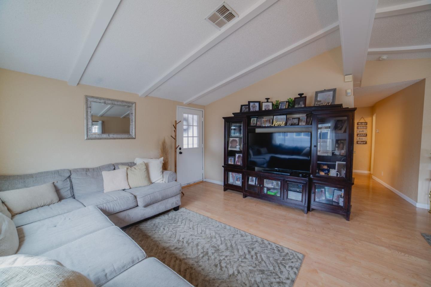 Detail Gallery Image 11 of 34 For 49 Blanca Ln #310,  Watsonville,  CA 95076 - 3 Beds | 2 Baths