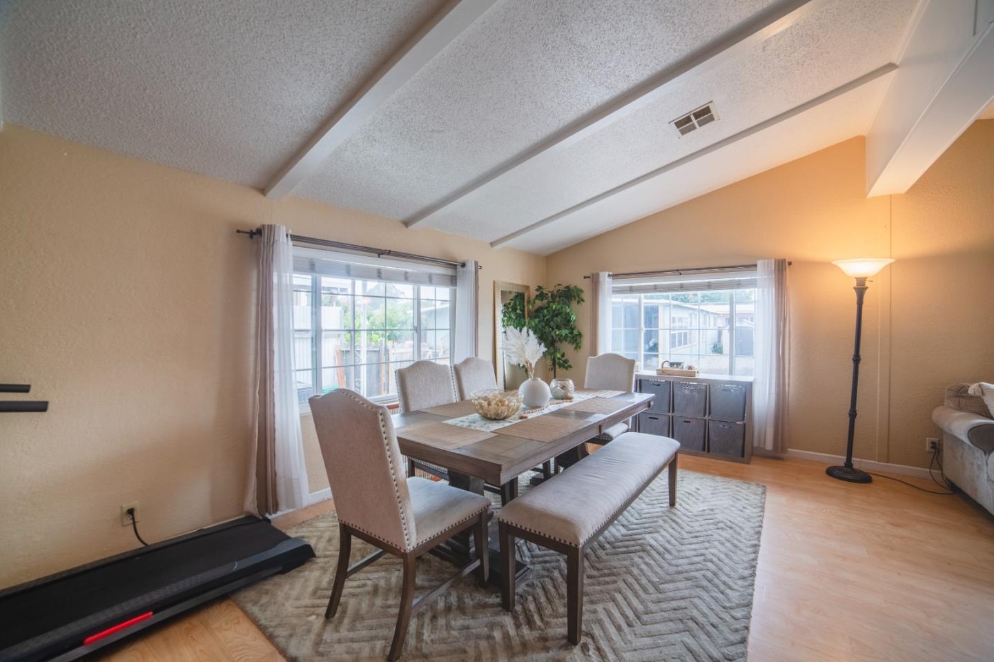 Detail Gallery Image 13 of 34 For 49 Blanca Ln #310,  Watsonville,  CA 95076 - 3 Beds | 2 Baths
