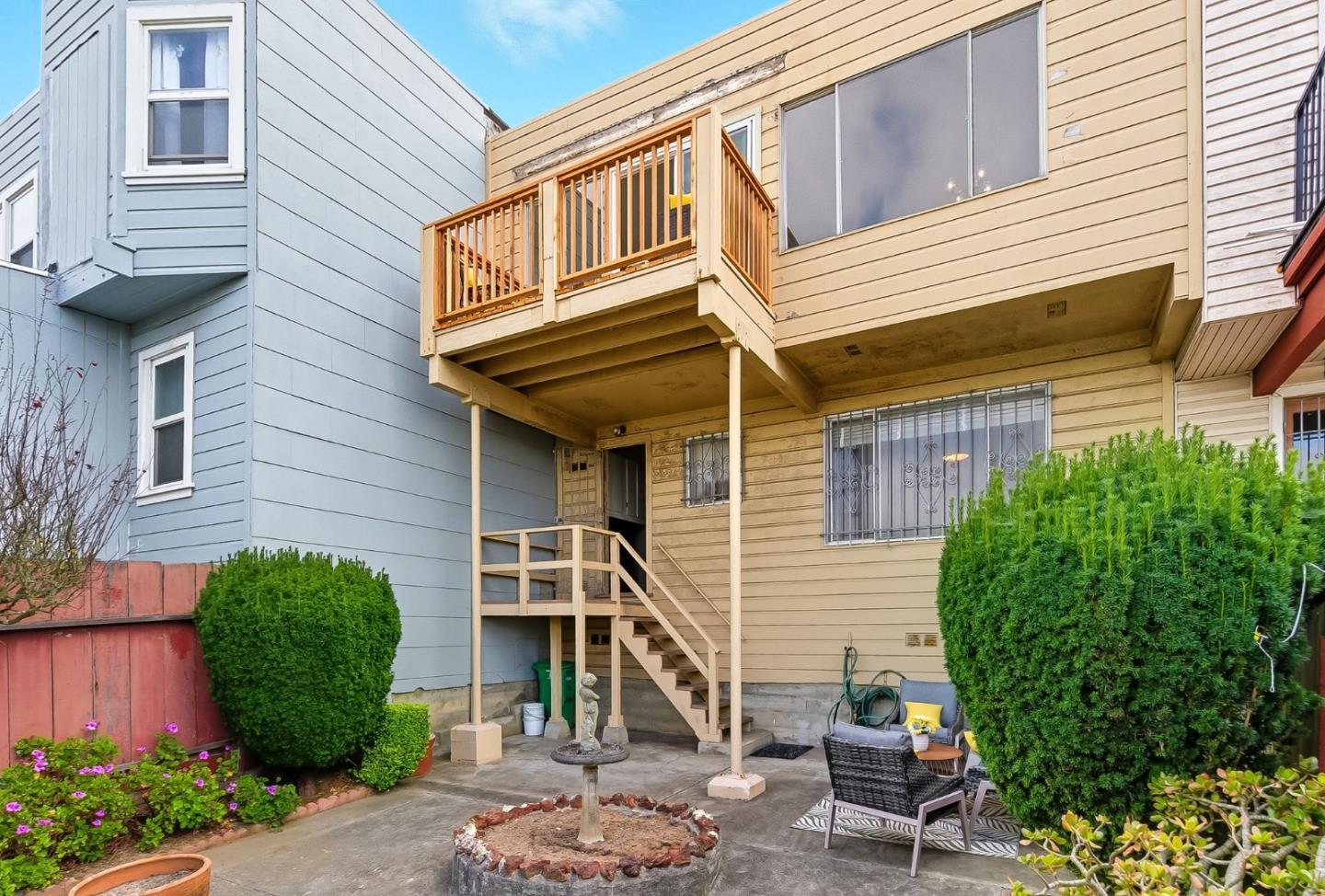 Detail Gallery Image 17 of 59 For 72 Prague St, San Francisco,  CA 94112 - 3 Beds | 2 Baths