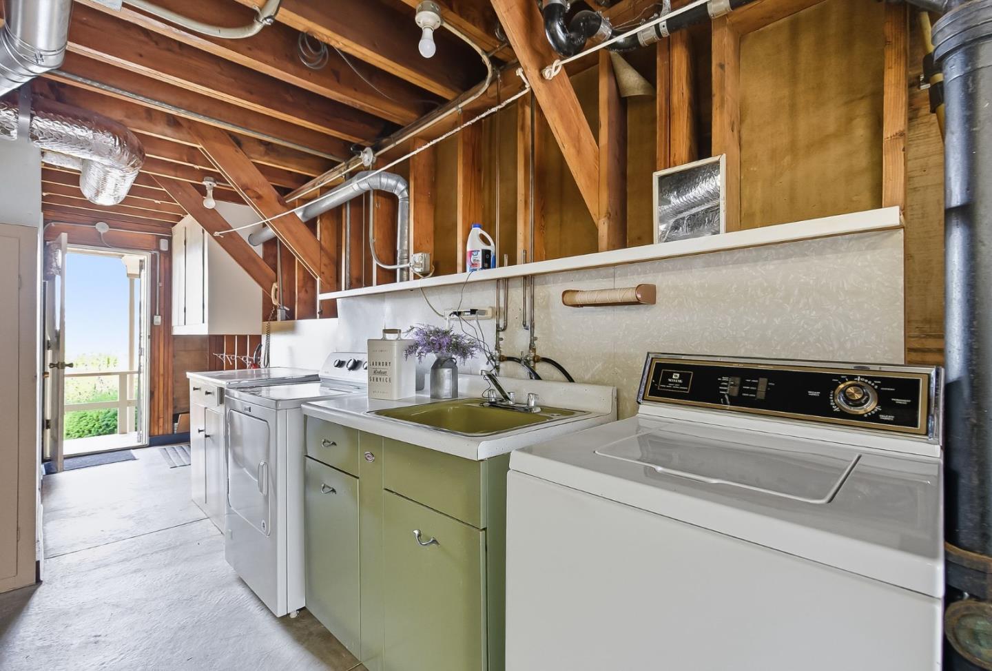 Detail Gallery Image 21 of 59 For 72 Prague St, San Francisco,  CA 94112 - 3 Beds | 2 Baths