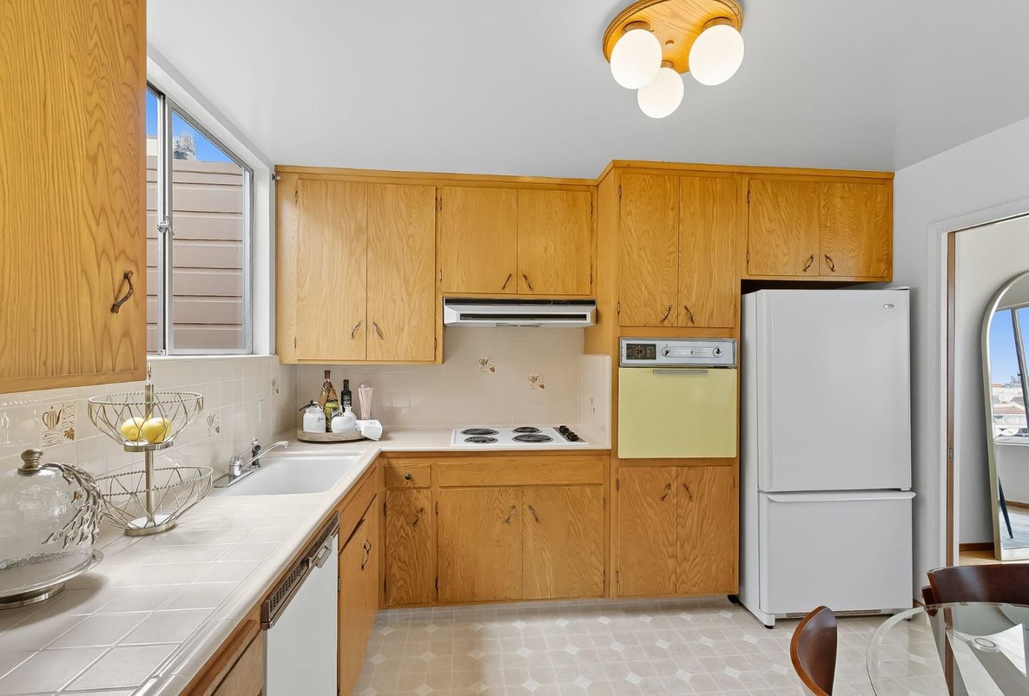 Detail Gallery Image 37 of 59 For 72 Prague St, San Francisco,  CA 94112 - 3 Beds | 2 Baths