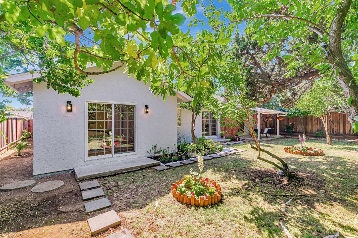 Detail Gallery Image 20 of 25 For 2845 via Carmen, San Jose,  CA 95124 - 4 Beds | 3 Baths
