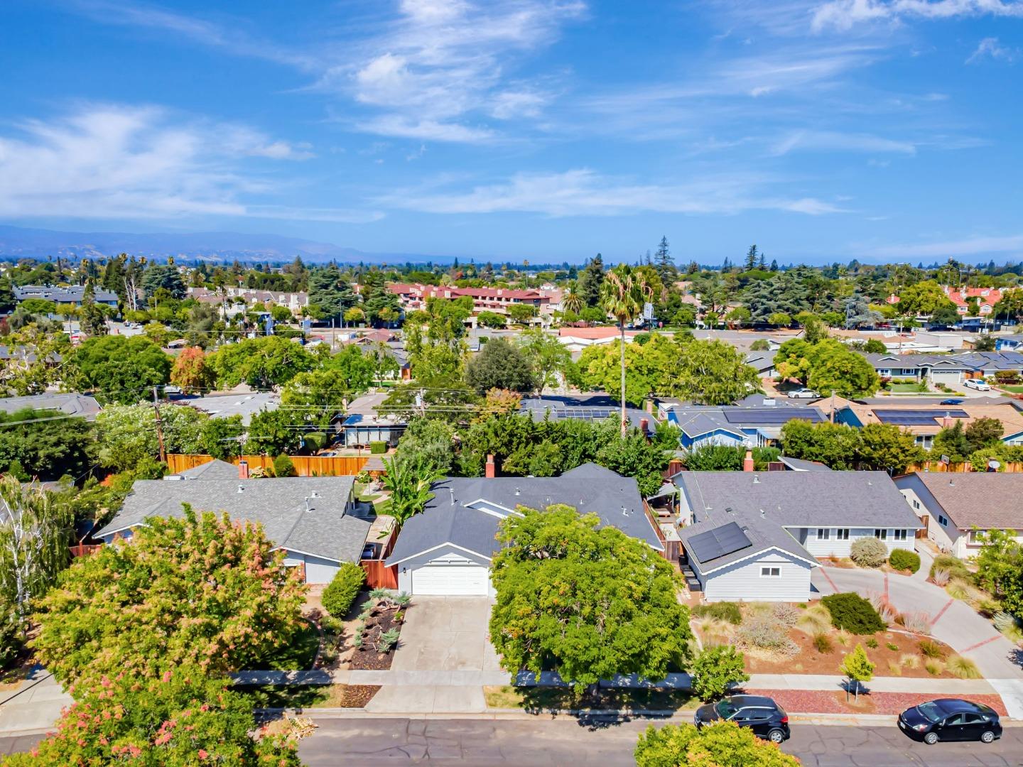 Detail Gallery Image 22 of 25 For 2845 via Carmen, San Jose,  CA 95124 - 4 Beds | 3 Baths