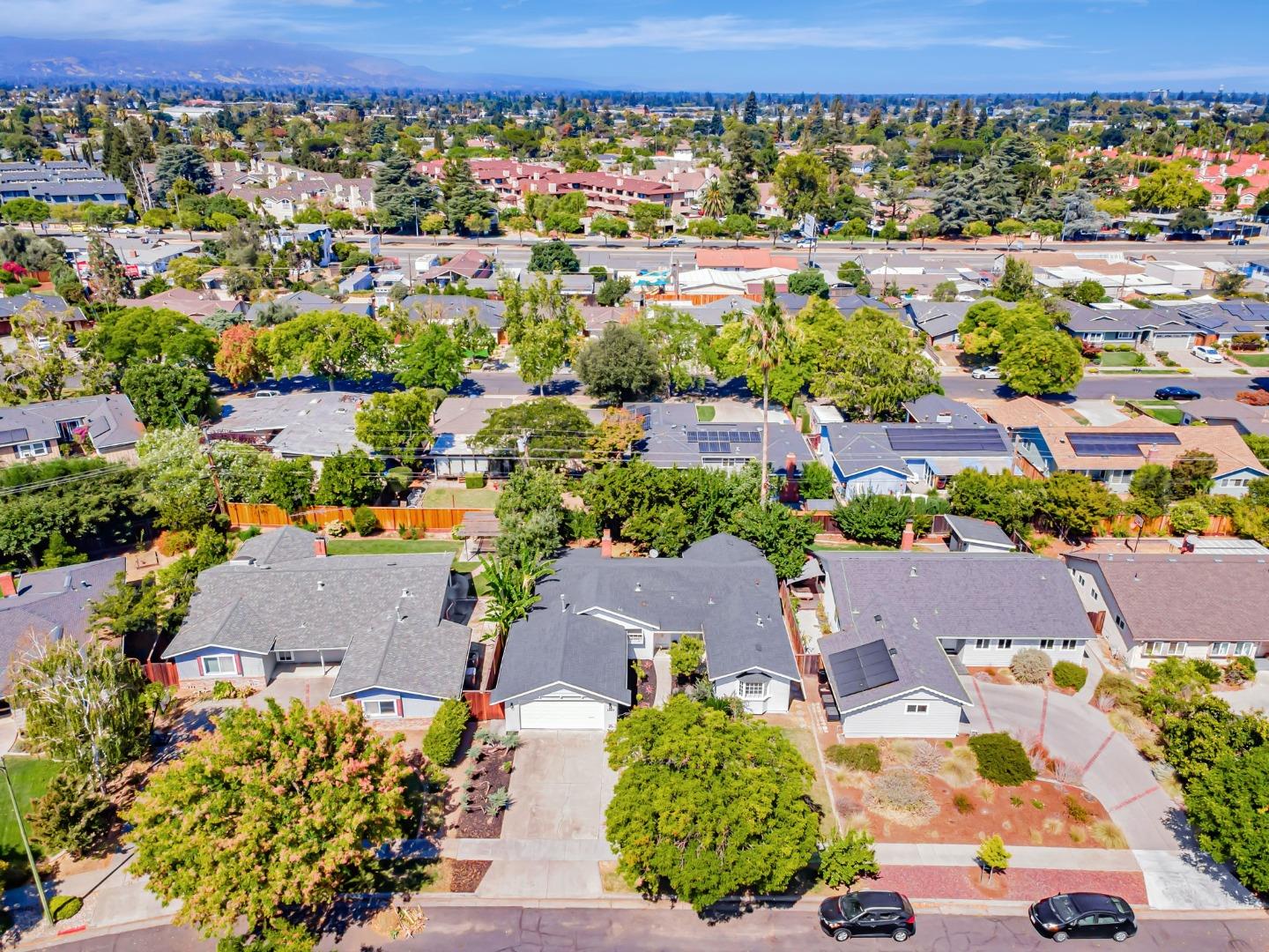 Detail Gallery Image 23 of 25 For 2845 via Carmen, San Jose,  CA 95124 - 4 Beds | 3 Baths