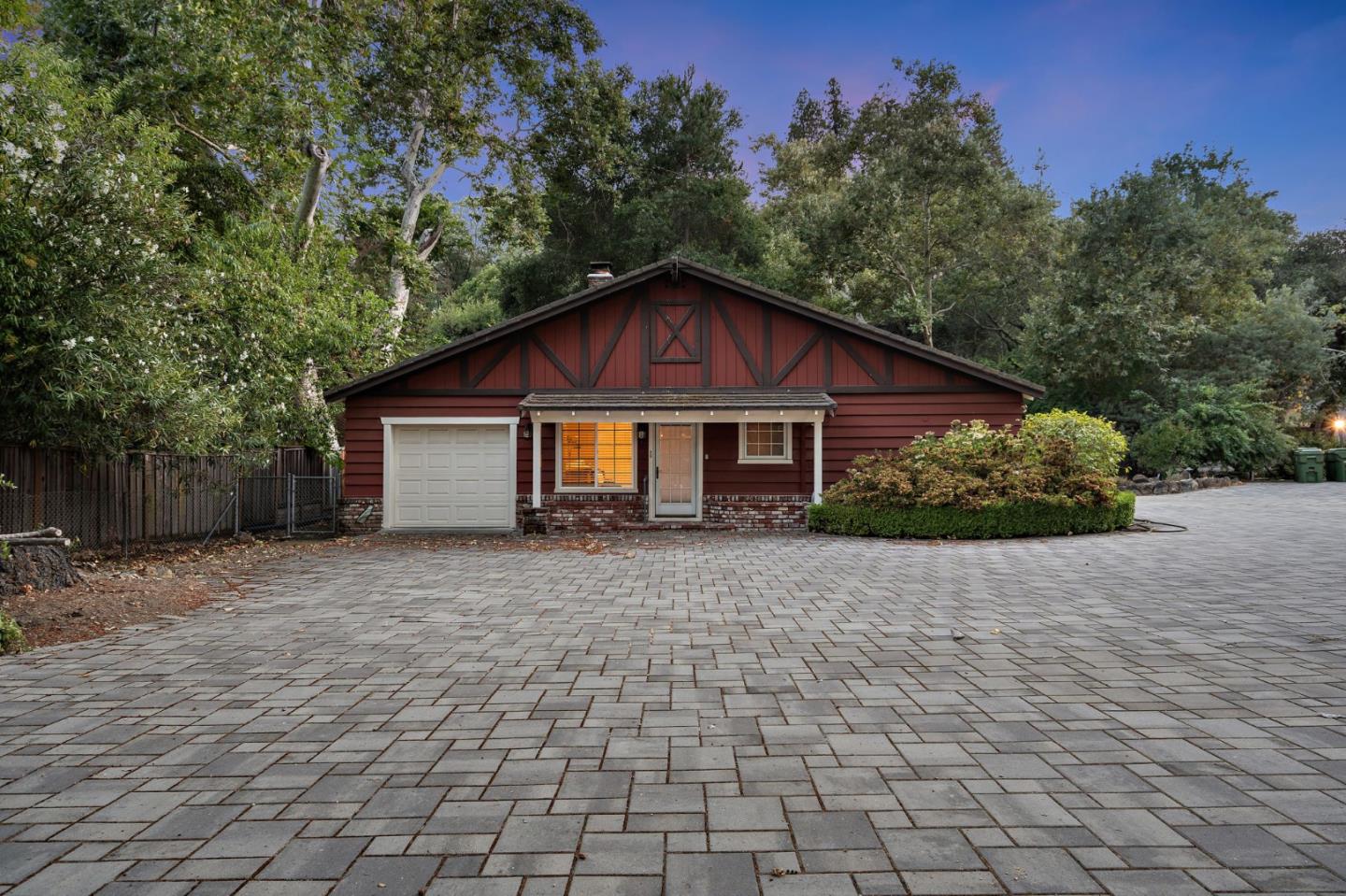 Detail Gallery Image 13 of 79 For 19405 Bainter Ave, Saratoga,  CA 95070 - 5 Beds | 5 Baths