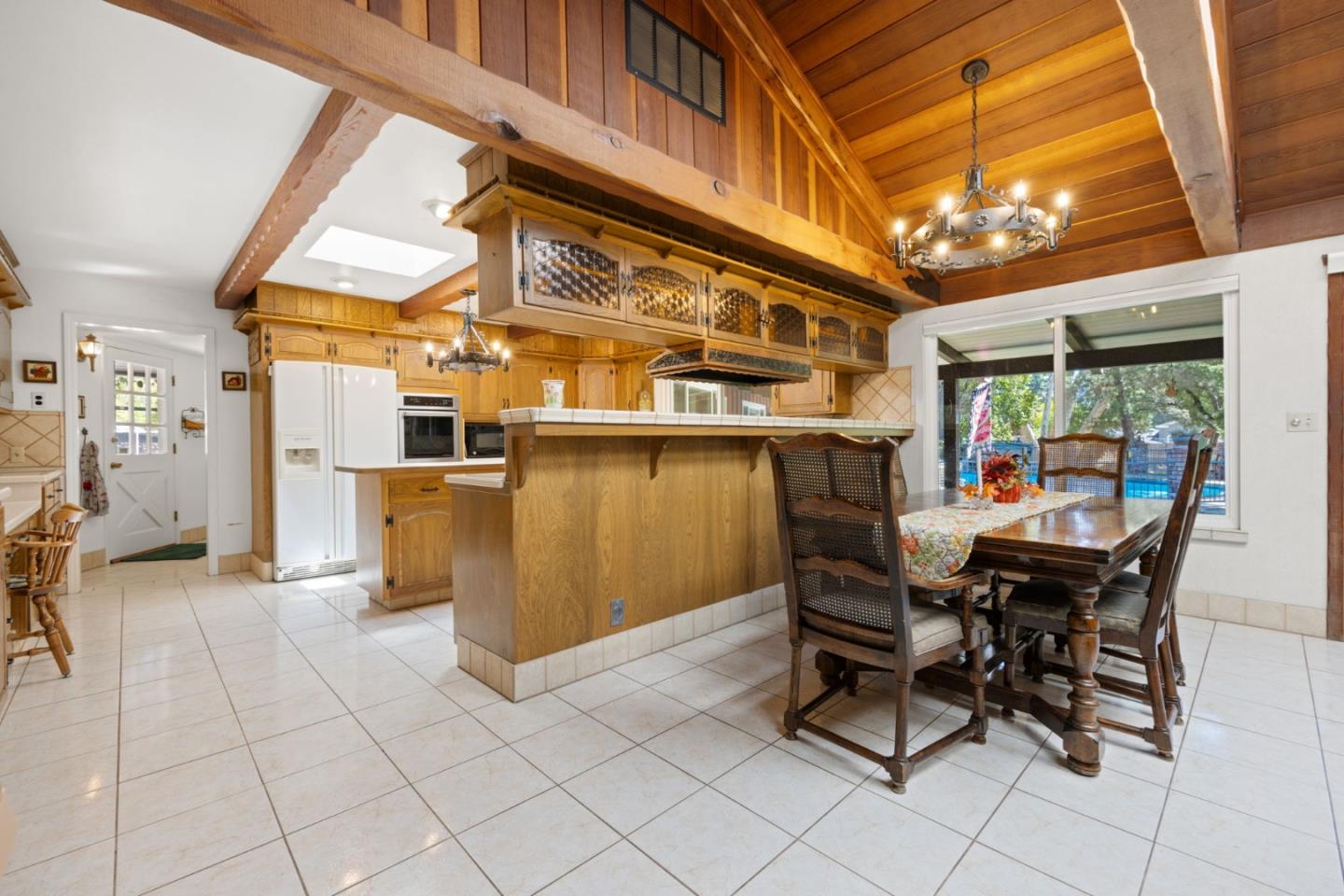 Detail Gallery Image 24 of 79 For 19405 Bainter Ave, Saratoga,  CA 95070 - 5 Beds | 5 Baths