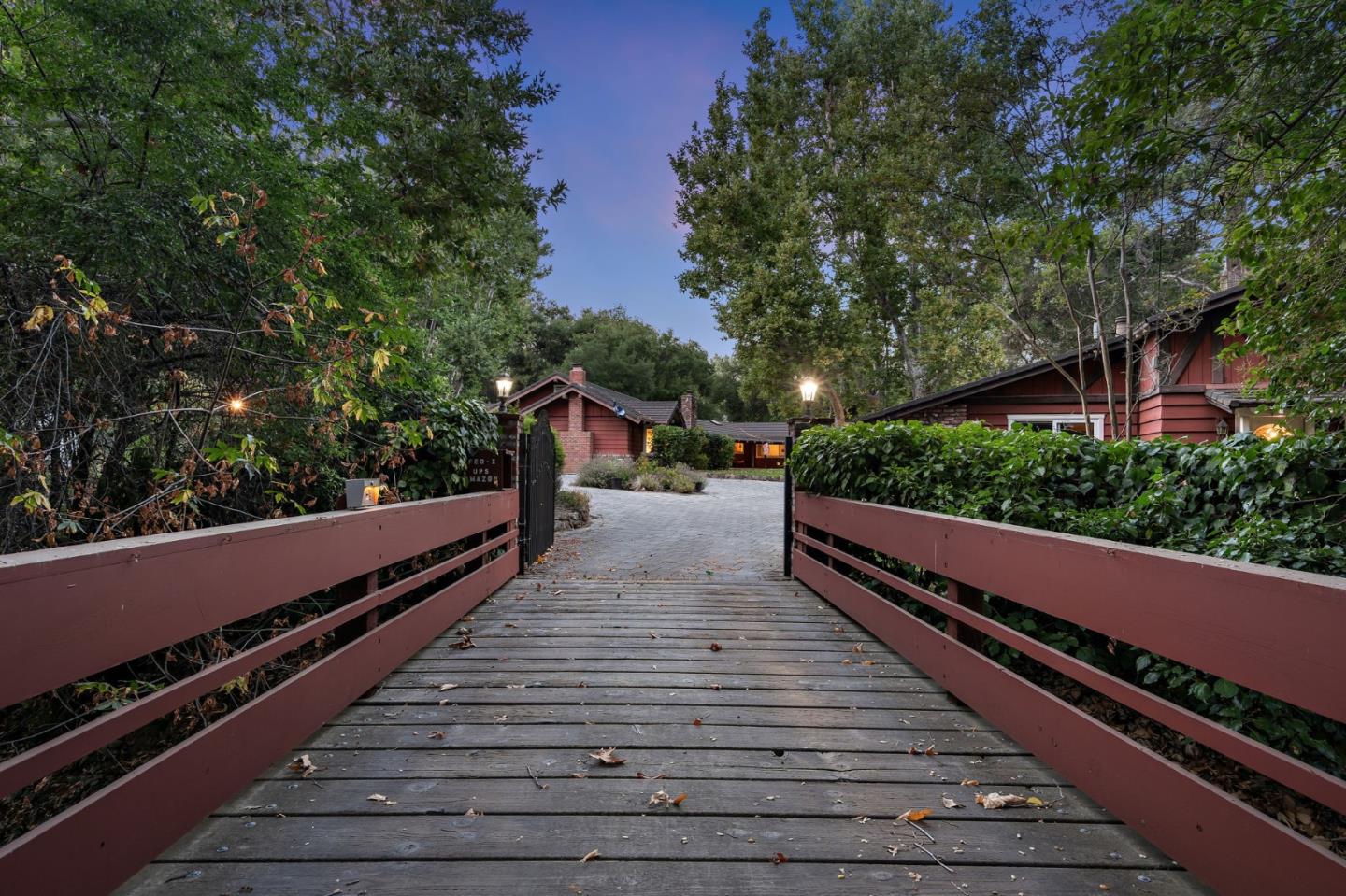 Detail Gallery Image 3 of 79 For 19405 Bainter Ave, Saratoga,  CA 95070 - 5 Beds | 5 Baths