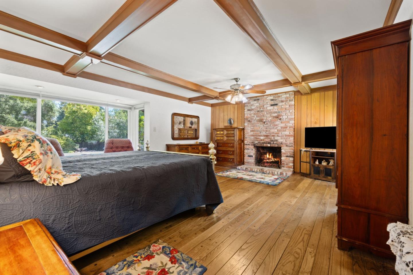 Detail Gallery Image 33 of 79 For 19405 Bainter Ave, Saratoga,  CA 95070 - 5 Beds | 5 Baths