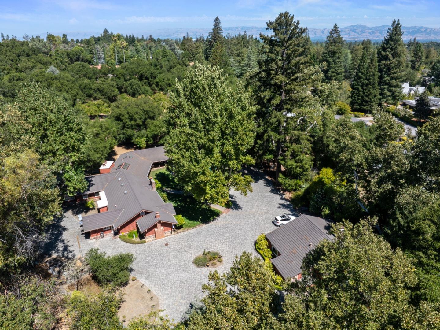 Detail Gallery Image 57 of 79 For 19405 Bainter Ave, Saratoga,  CA 95070 - 5 Beds | 5 Baths