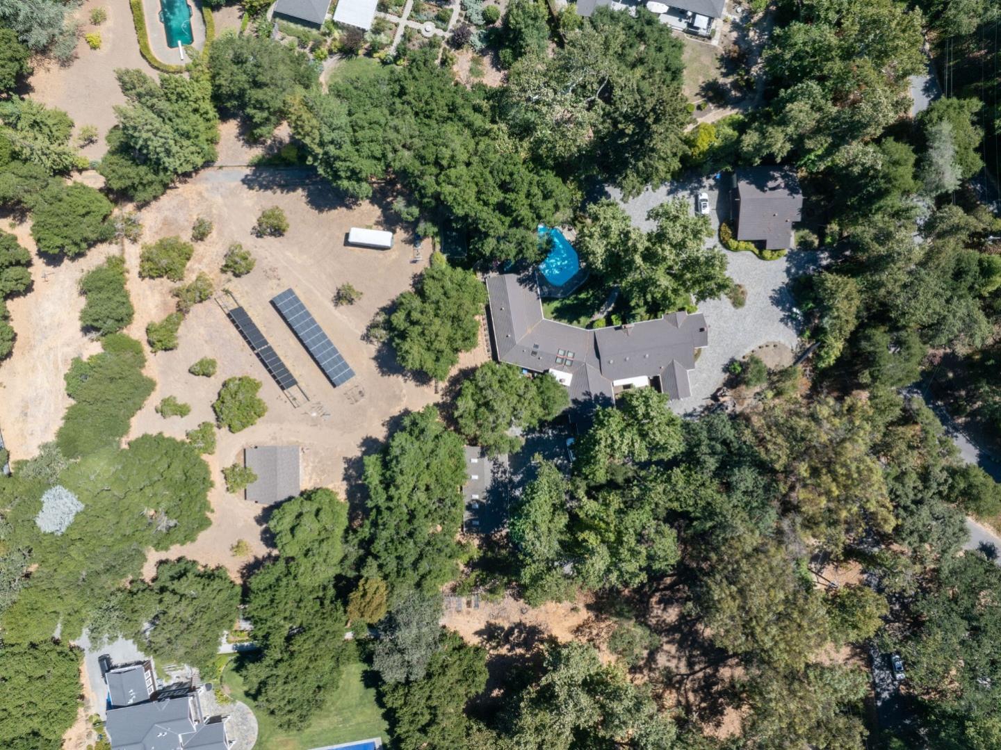 Detail Gallery Image 70 of 79 For 19405 Bainter Ave, Saratoga,  CA 95070 - 5 Beds | 5 Baths