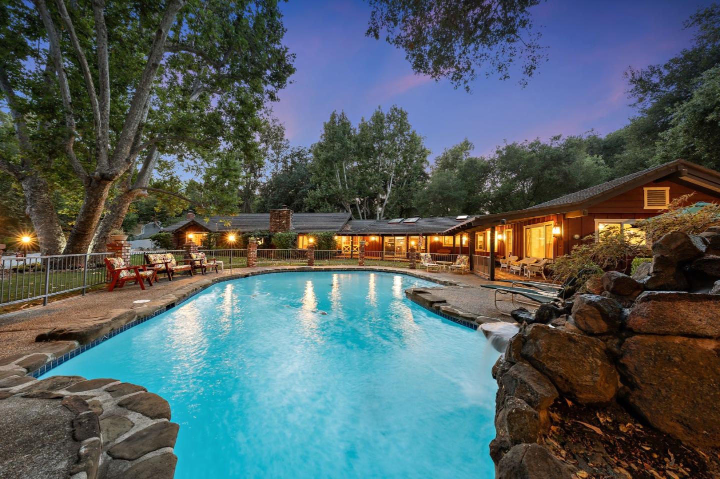 Detail Gallery Image 9 of 79 For 19405 Bainter Ave, Saratoga,  CA 95070 - 5 Beds | 5 Baths