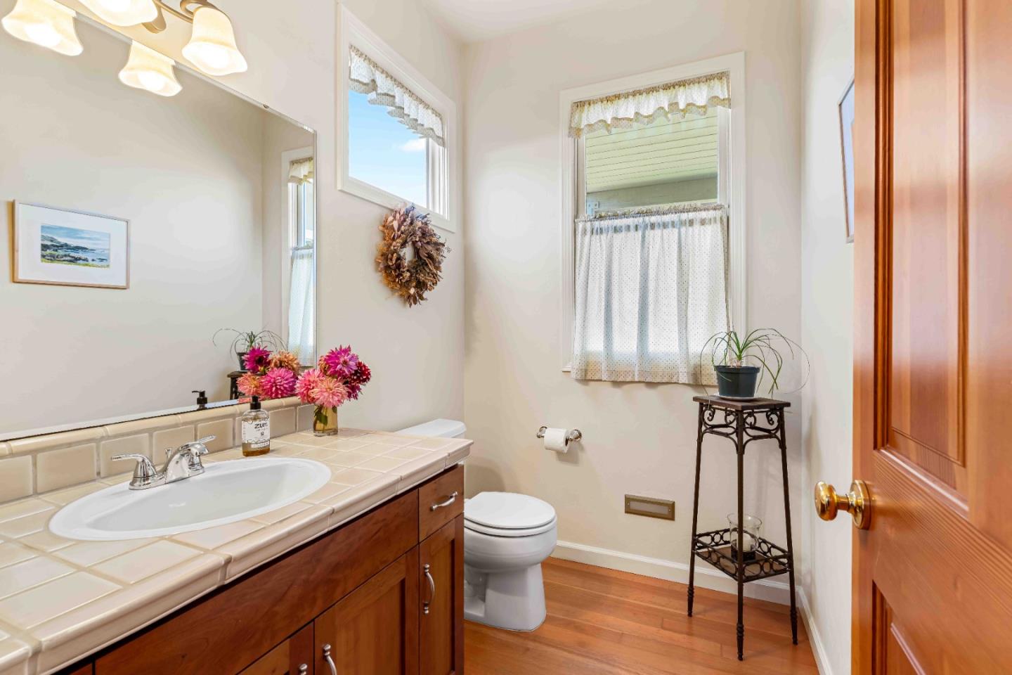 Detail Gallery Image 15 of 41 For 846 River Rd, Salinas,  CA 93908 - 3 Beds | 2/1 Baths