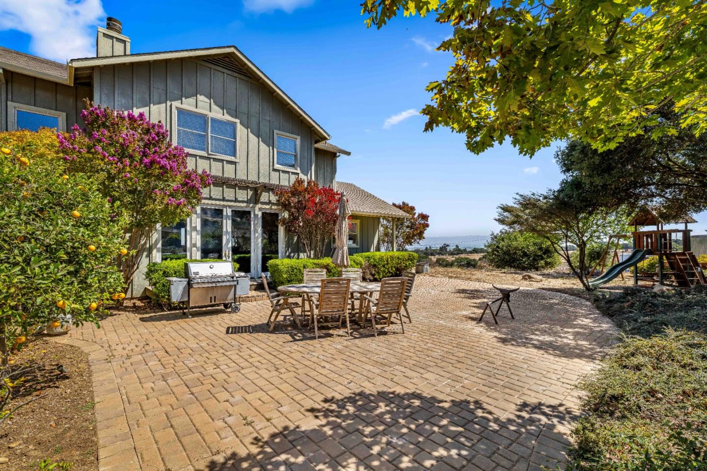 Detail Gallery Image 27 of 41 For 846 River Rd, Salinas,  CA 93908 - 3 Beds | 2/1 Baths
