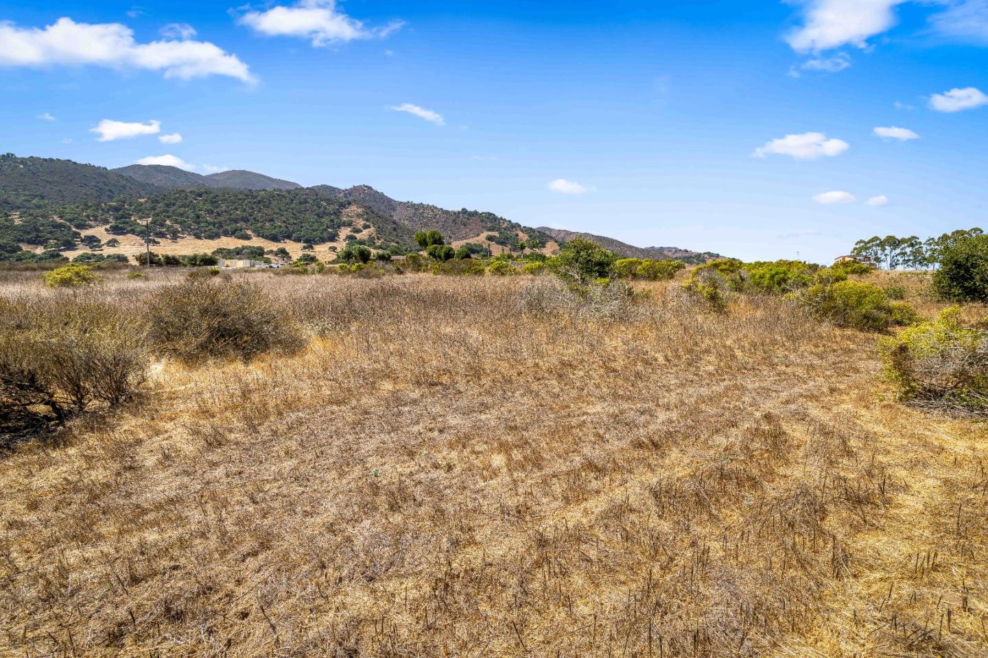 Detail Gallery Image 38 of 41 For 846 River Rd, Salinas,  CA 93908 - 3 Beds | 2/1 Baths