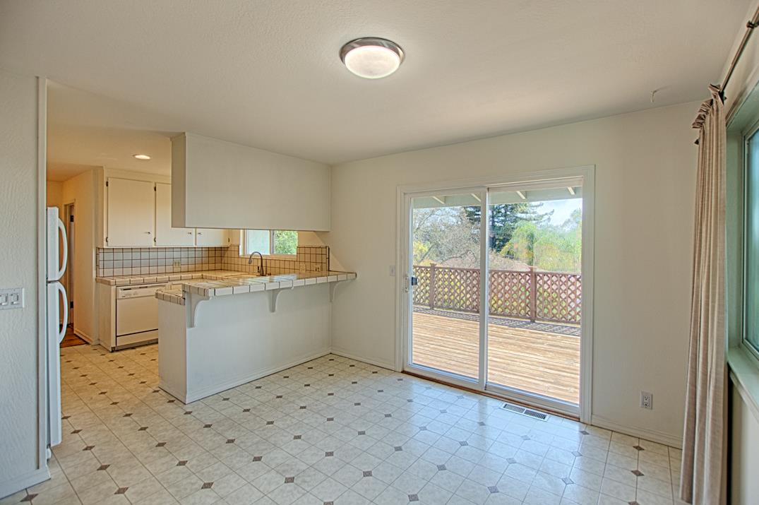 Detail Gallery Image 4 of 42 For 3510 Putter Dr, Soquel,  CA 95073 - 3 Beds | 2/1 Baths
