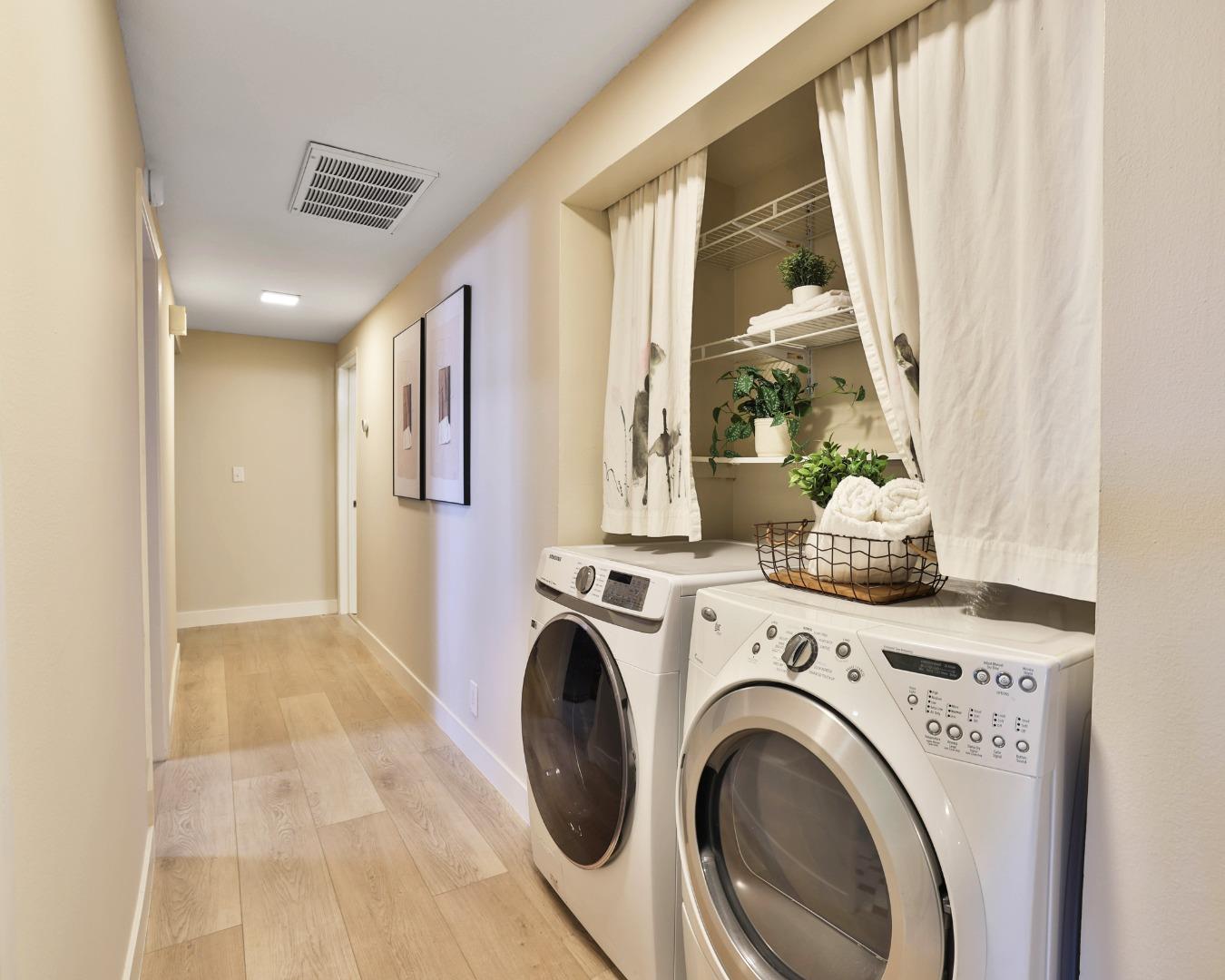 Detail Gallery Image 20 of 35 For 4691 Albany Cir #116,  San Jose,  CA 95129 - 2 Beds | 2 Baths