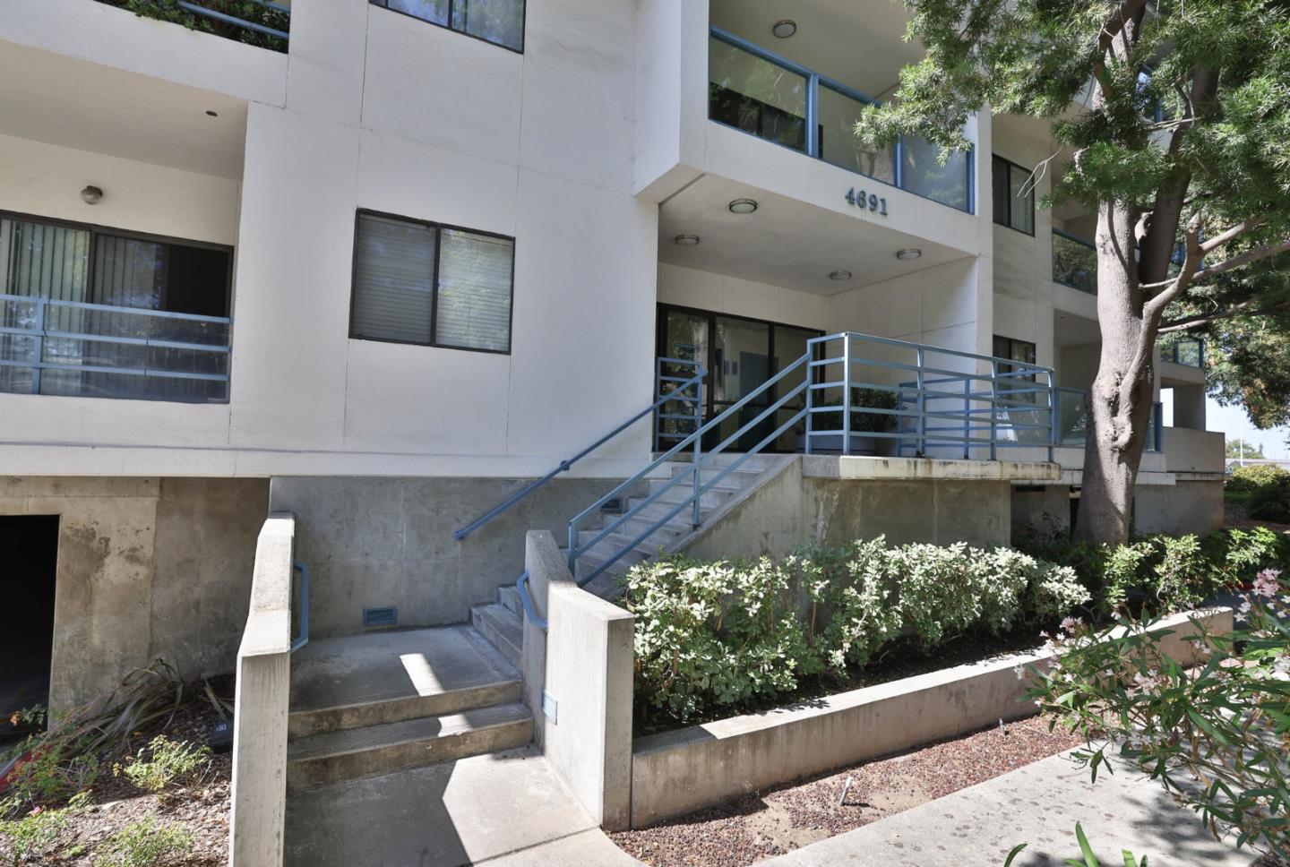 Detail Gallery Image 33 of 35 For 4691 Albany Cir #116,  San Jose,  CA 95129 - 2 Beds | 2 Baths