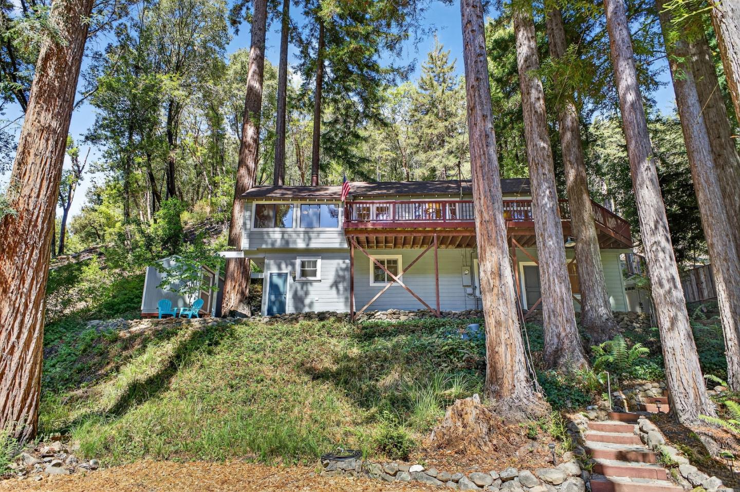 Detail Gallery Image 3 of 40 For 1480 Hillside Dr, Boulder Creek,  CA 95006 - 3 Beds | 2 Baths
