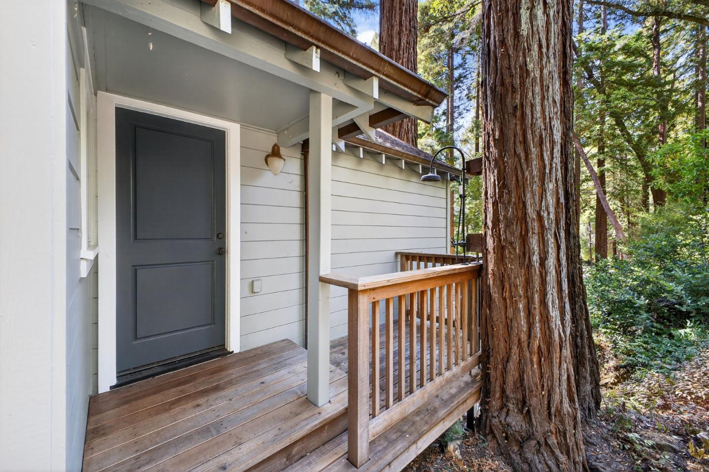 Detail Gallery Image 9 of 40 For 1480 Hillside Dr, Boulder Creek,  CA 95006 - 3 Beds | 2 Baths