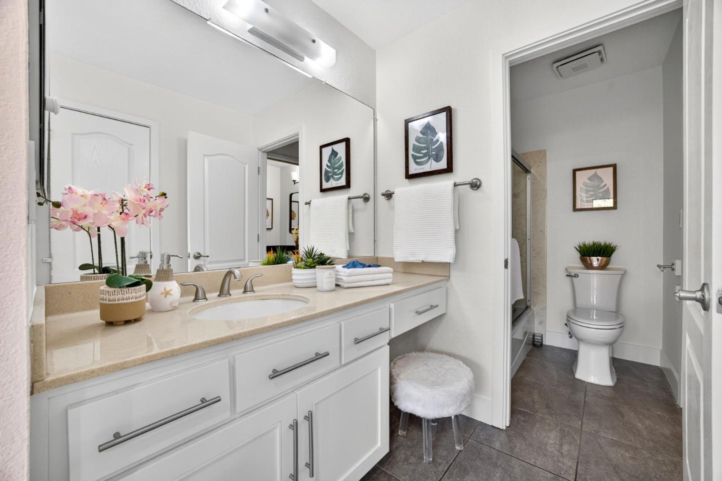 Detail Gallery Image 14 of 33 For 5506 Sean Cir #112,  San Jose,  CA 95123 - 2 Beds | 1 Baths