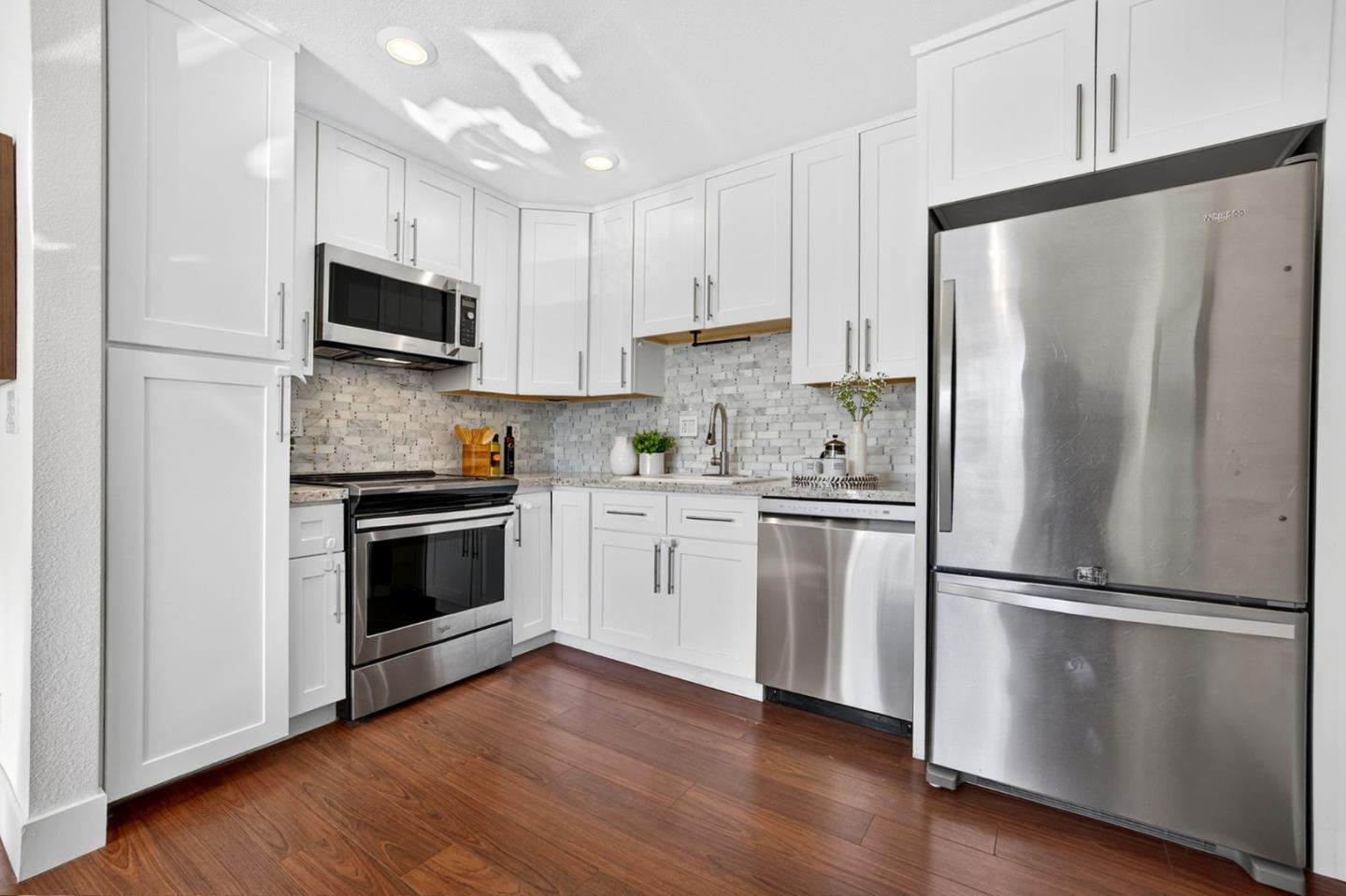 Detail Gallery Image 7 of 33 For 5506 Sean Cir #112,  San Jose,  CA 95123 - 2 Beds | 1 Baths