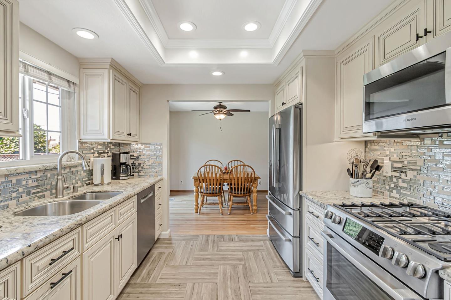 Detail Gallery Image 11 of 61 For 783 Vereda Ct, San Jose,  CA 95123 - 4 Beds | 2/1 Baths