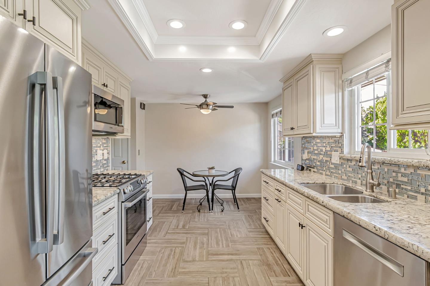 Detail Gallery Image 13 of 61 For 783 Vereda Ct, San Jose,  CA 95123 - 4 Beds | 2/1 Baths