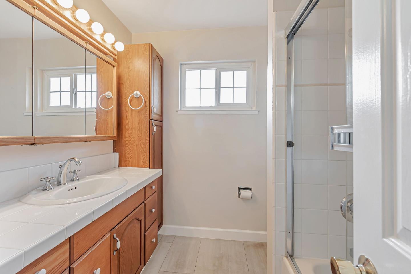 Detail Gallery Image 23 of 61 For 783 Vereda Ct, San Jose,  CA 95123 - 4 Beds | 2/1 Baths
