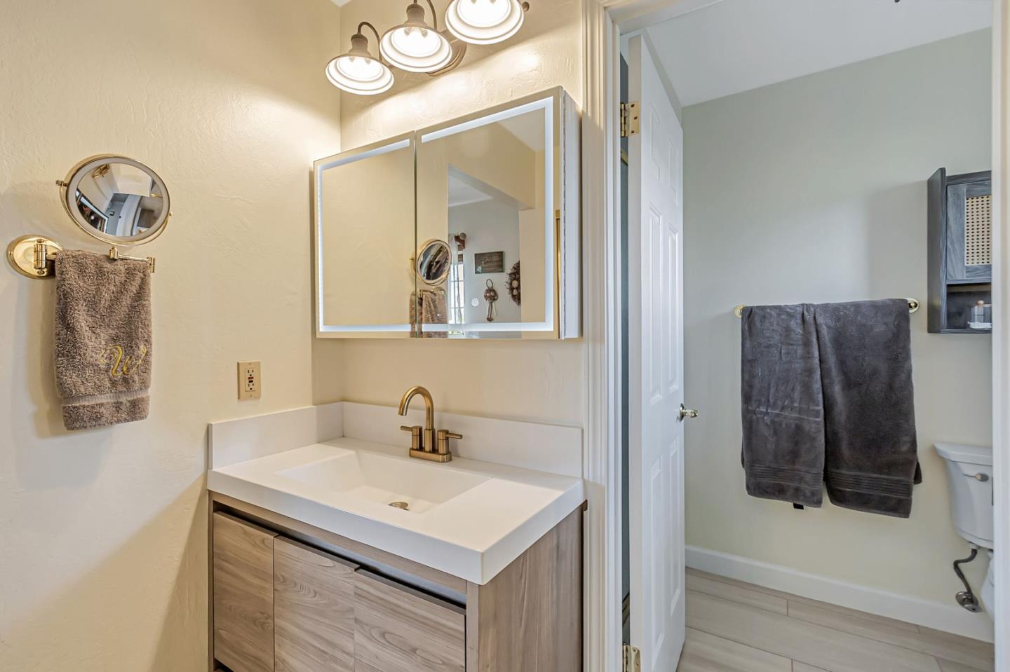 Detail Gallery Image 27 of 61 For 783 Vereda Ct, San Jose,  CA 95123 - 4 Beds | 2/1 Baths