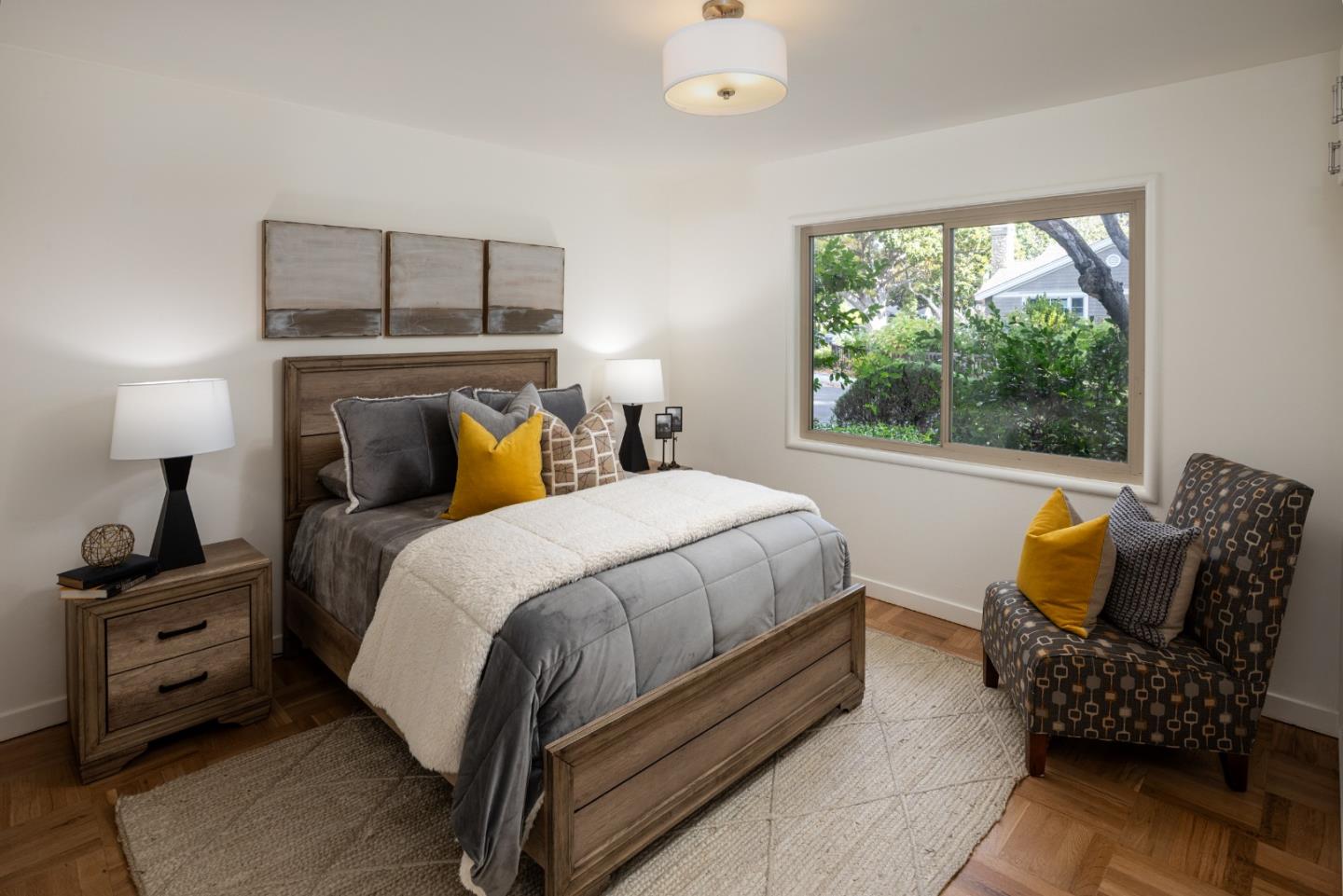 Detail Gallery Image 16 of 37 For 527 Rhodes Dr, Palo Alto,  CA 94303 - 3 Beds | 2 Baths