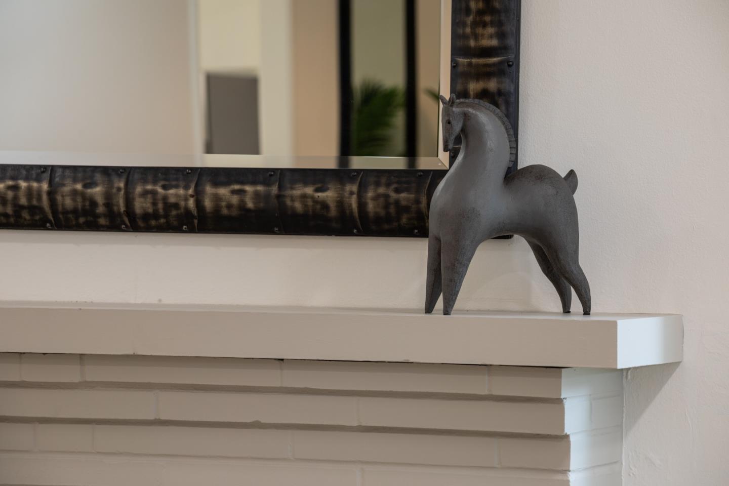 Detail Gallery Image 9 of 37 For 527 Rhodes Dr, Palo Alto,  CA 94303 - 3 Beds | 2 Baths