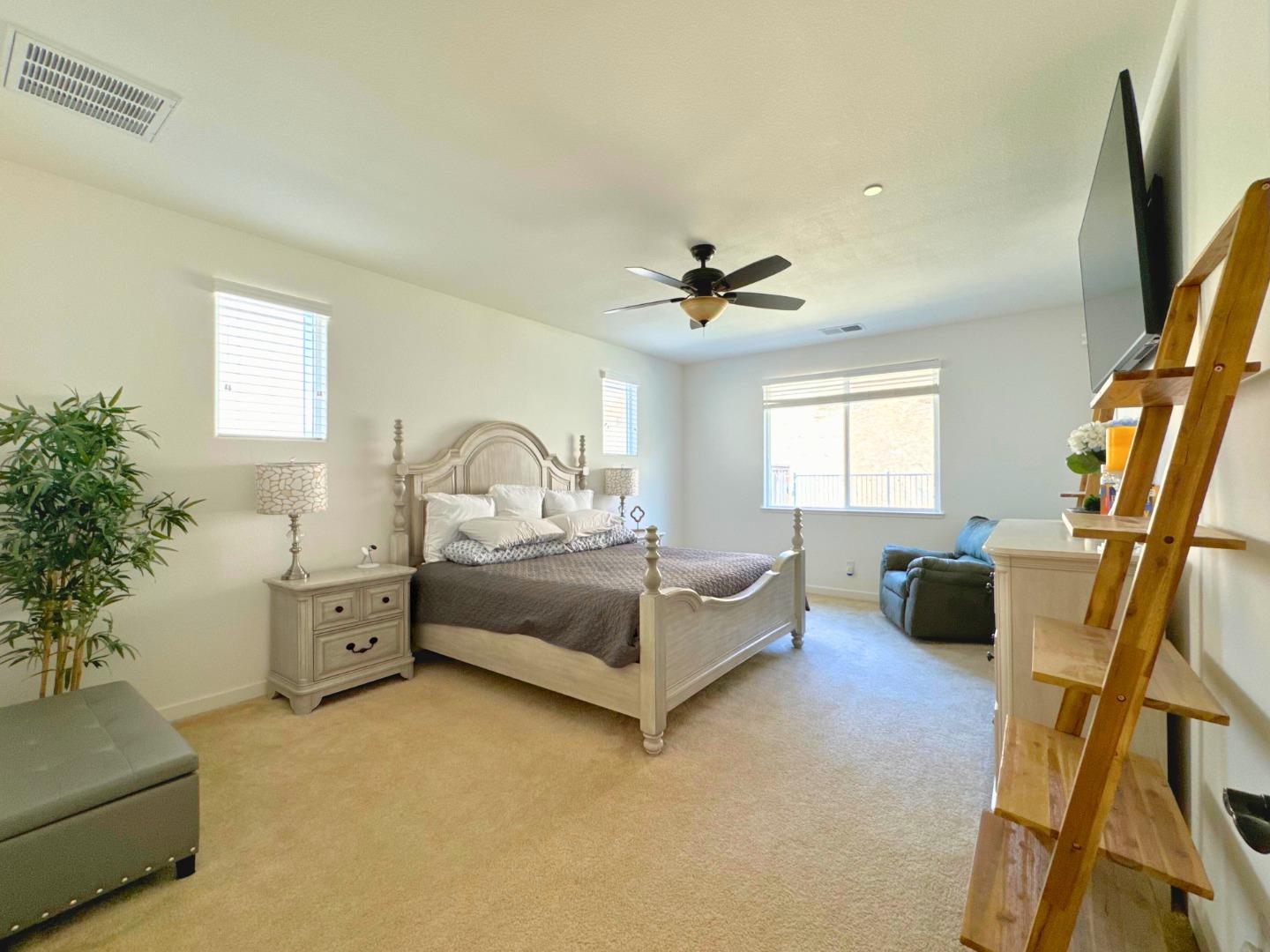 Detail Gallery Image 5 of 12 For Golf Canyon Dr, Patterson,  CA 95363 - 3 Beds | 2 Baths