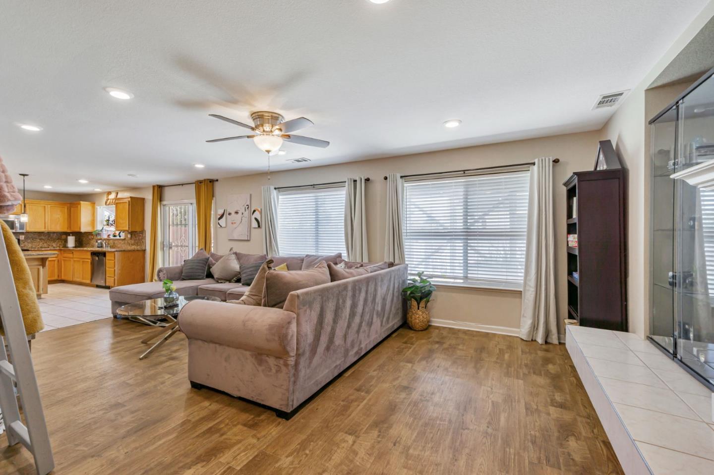 Detail Gallery Image 44 of 51 For 1808 Terrace Dr, Antioch,  CA 94509 - 4 Beds | 3 Baths