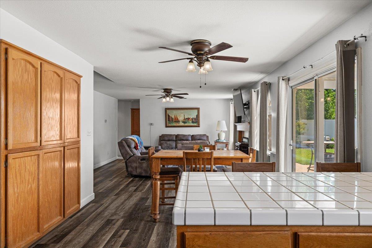 Detail Gallery Image 17 of 62 For 2295 Pontiac St, Oakdale,  CA 95361 - 4 Beds | 3 Baths