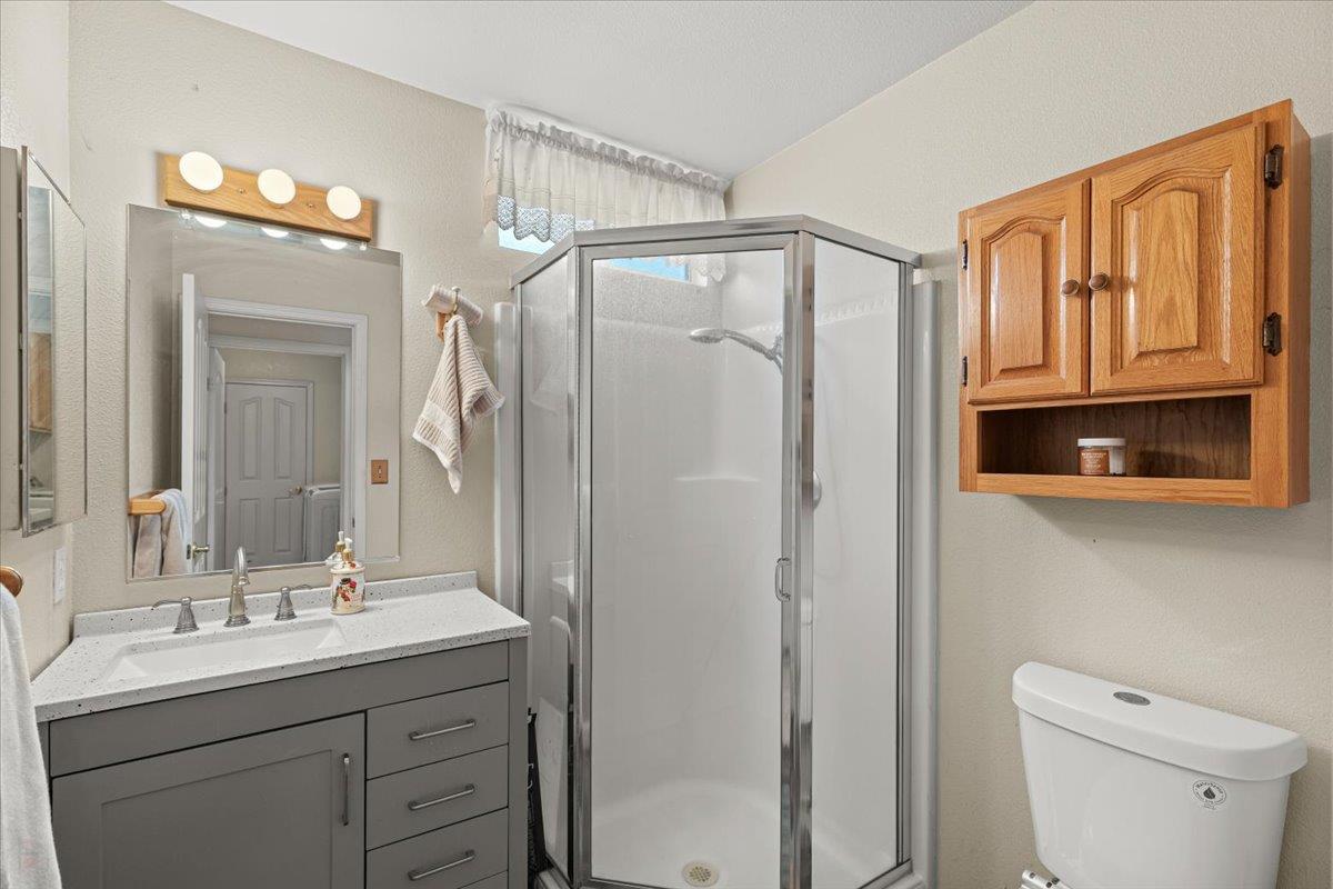 Detail Gallery Image 28 of 62 For 2295 Pontiac St, Oakdale,  CA 95361 - 4 Beds | 3 Baths